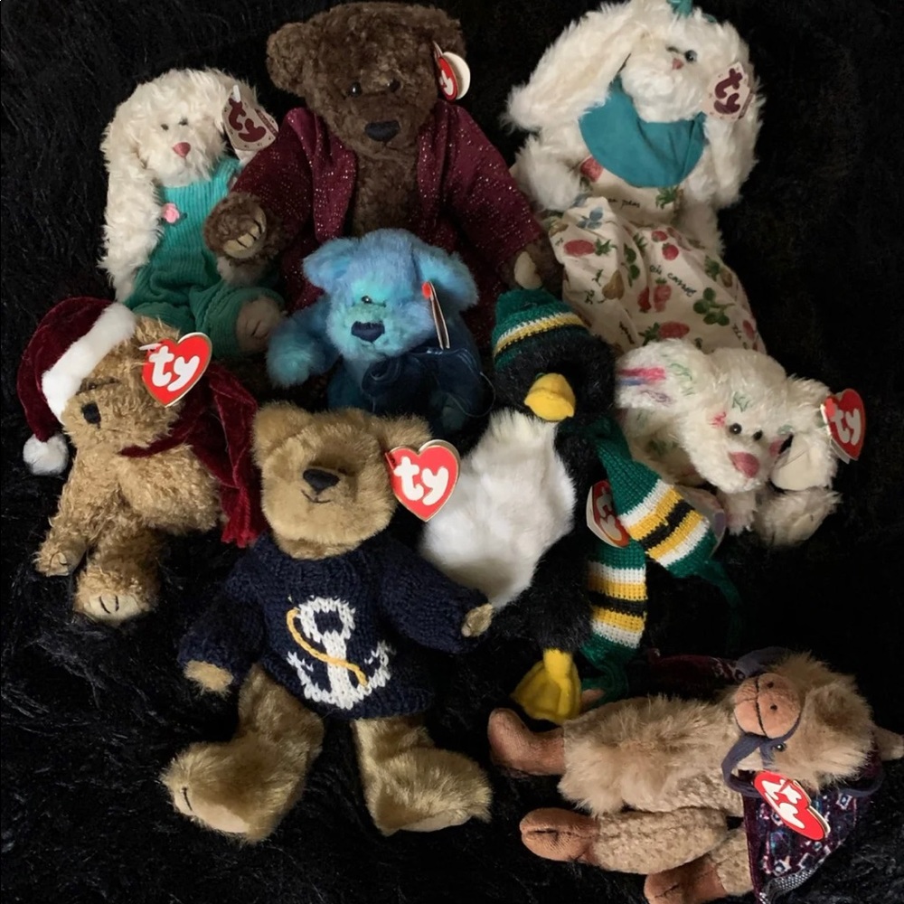 Beanie baby attic lot